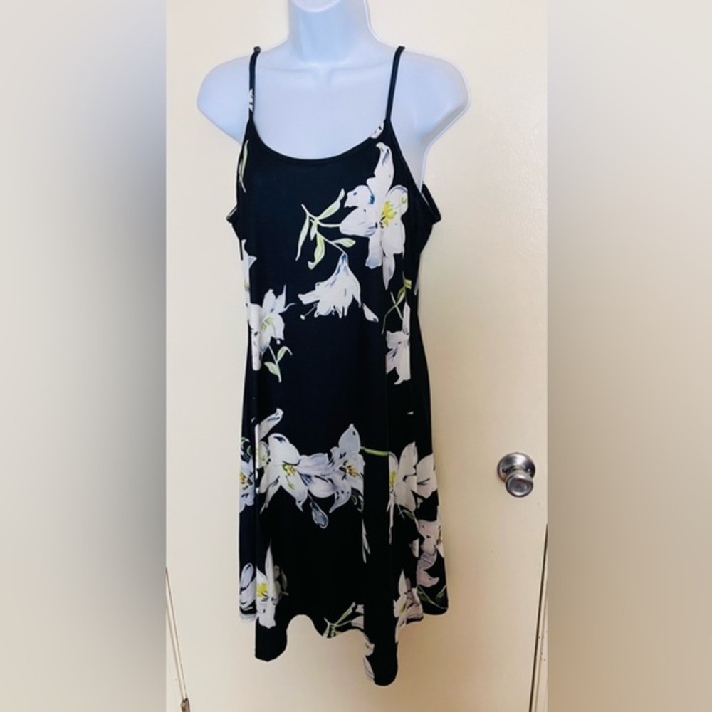 Naggoo Women’s Floral Sleeveless Black Dress‎ Size Large Vacation Resortwear